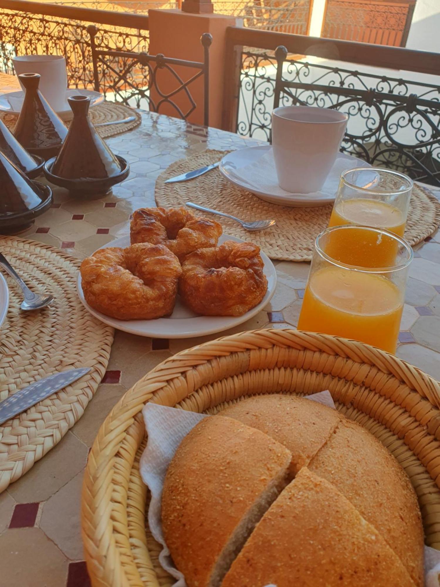 Riad Le Manzil Beldi Marrakesh Bagian luar foto